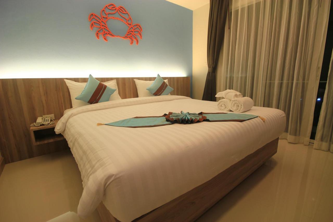 Di Pantai Boutique Beach Resort Patong Екстер'єр фото
