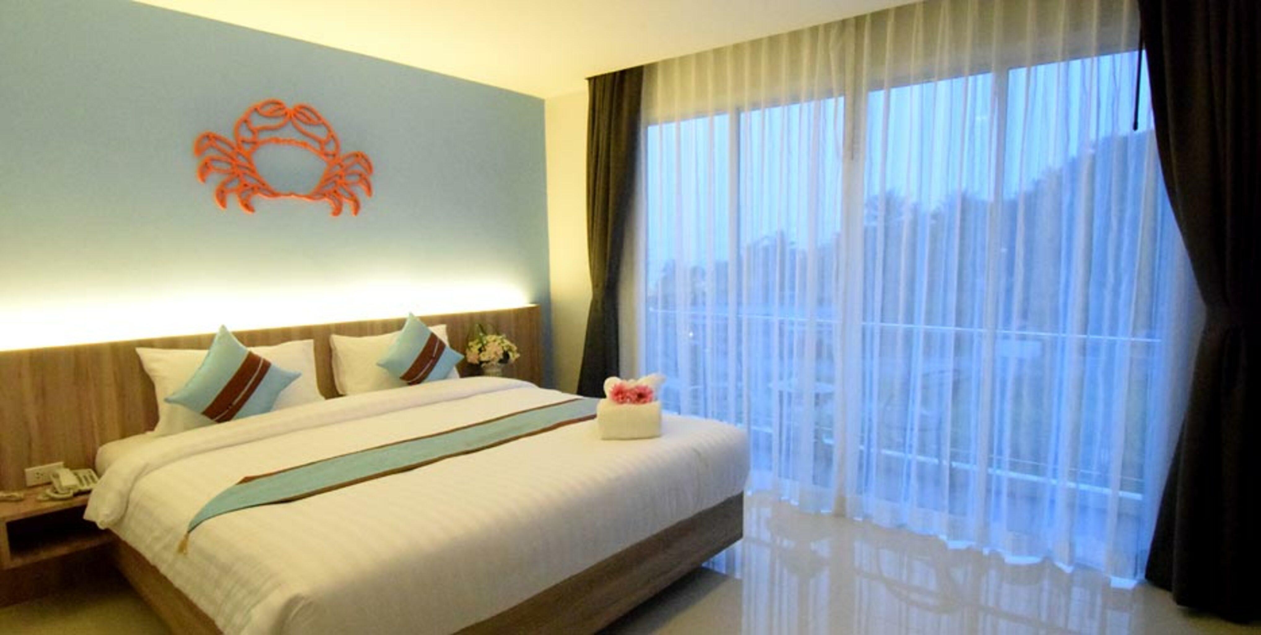 Di Pantai Boutique Beach Resort Patong Екстер'єр фото