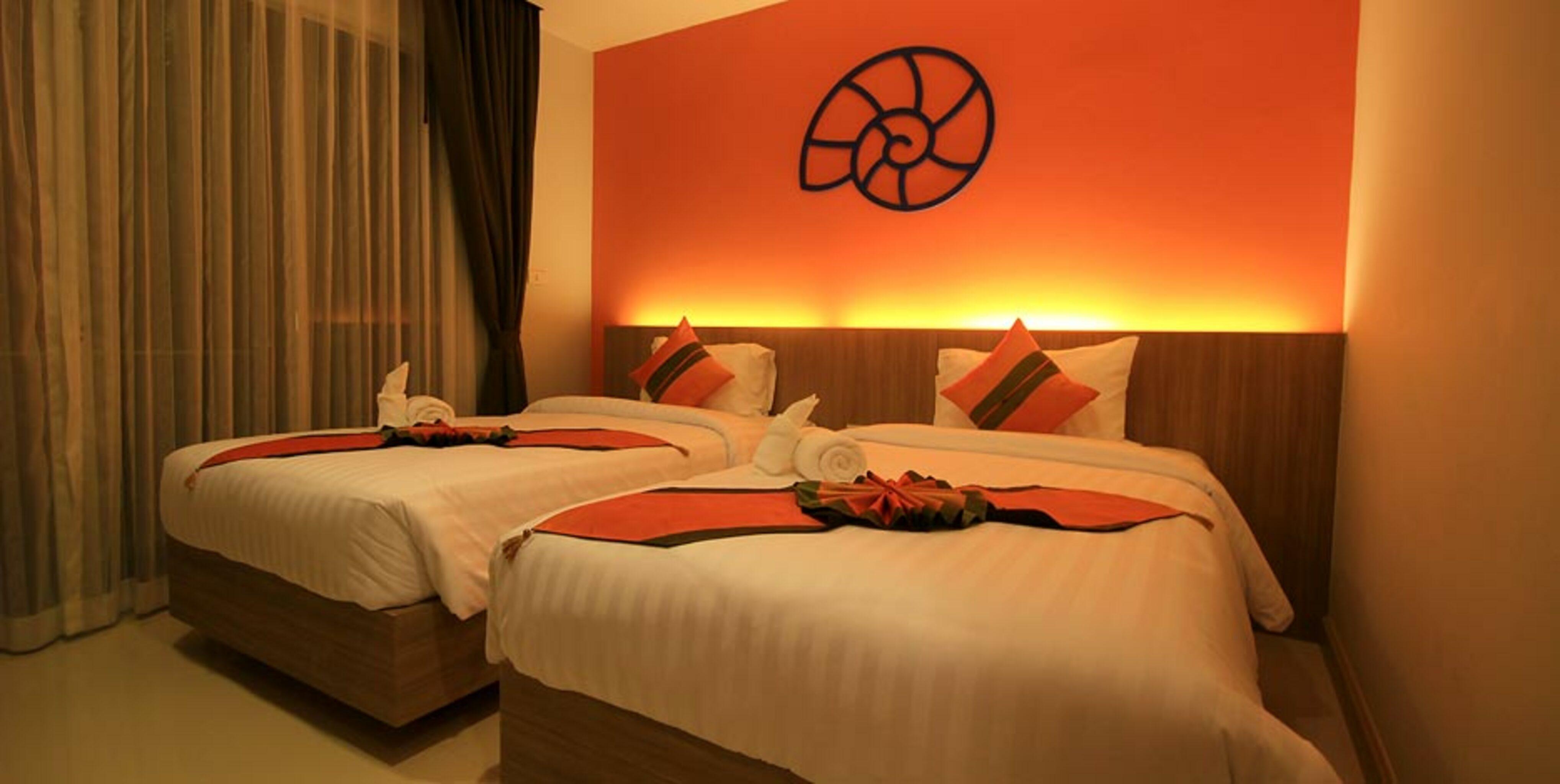 Di Pantai Boutique Beach Resort Patong Екстер'єр фото
