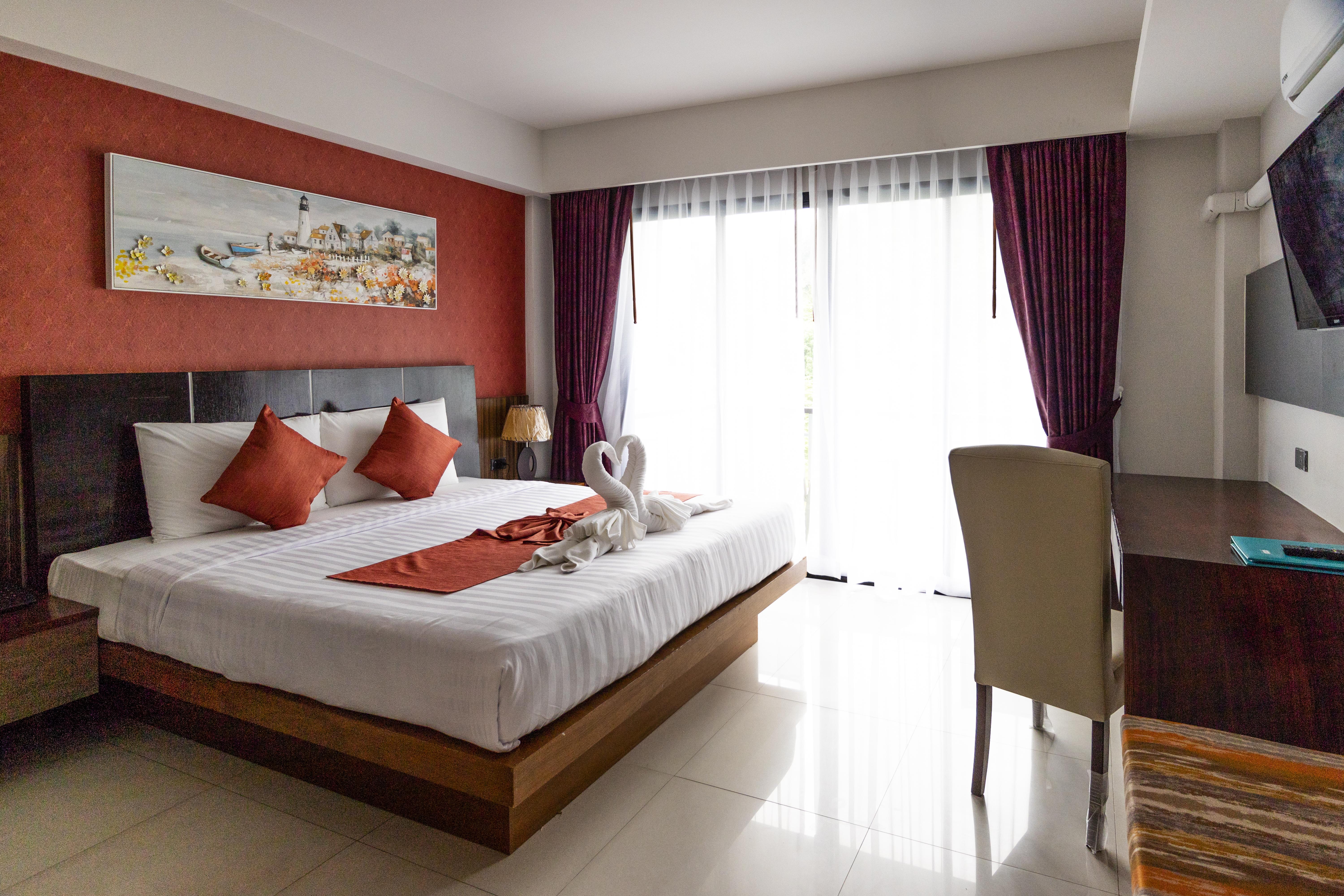 Di Pantai Boutique Beach Resort Patong Екстер'єр фото