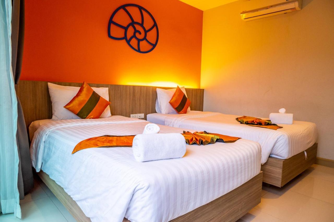 Di Pantai Boutique Beach Resort Patong Екстер'єр фото