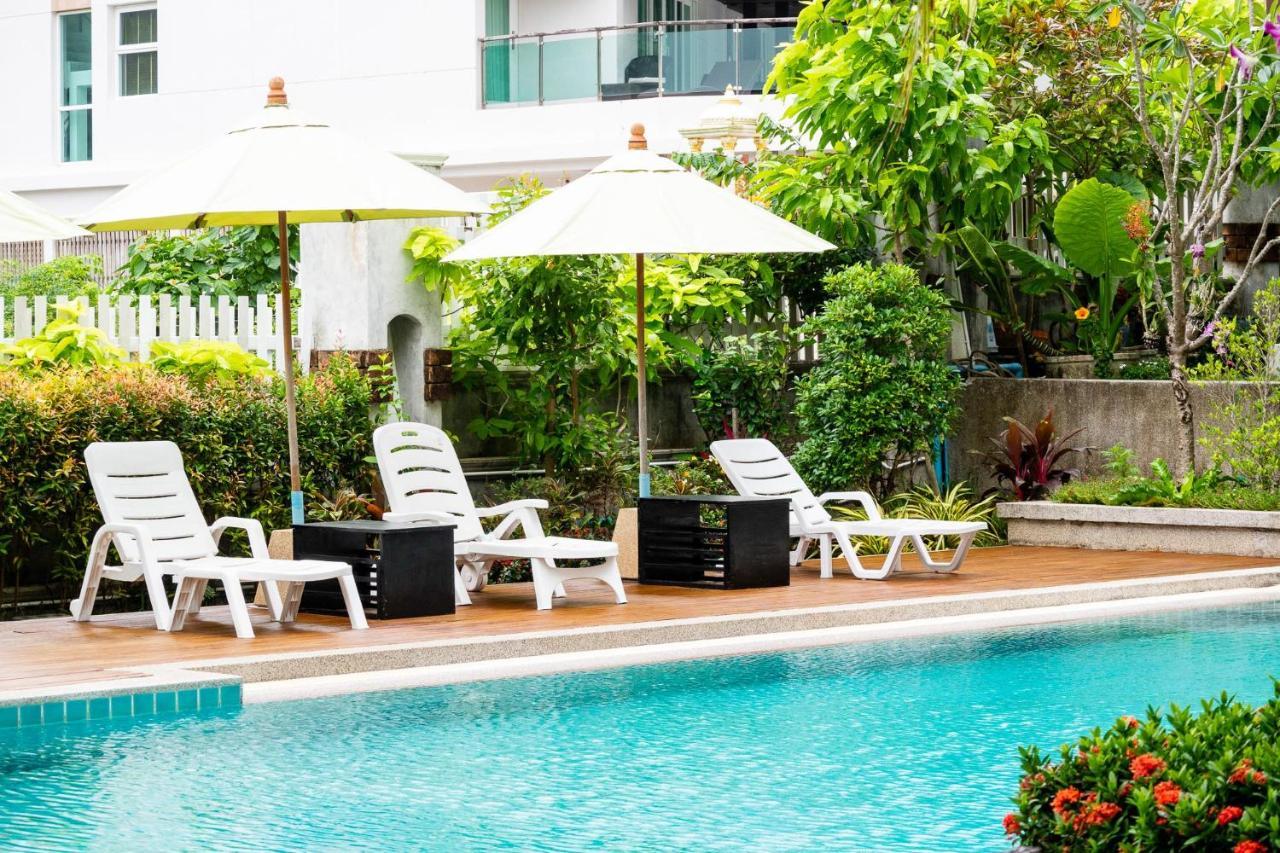 Di Pantai Boutique Beach Resort Patong Екстер'єр фото